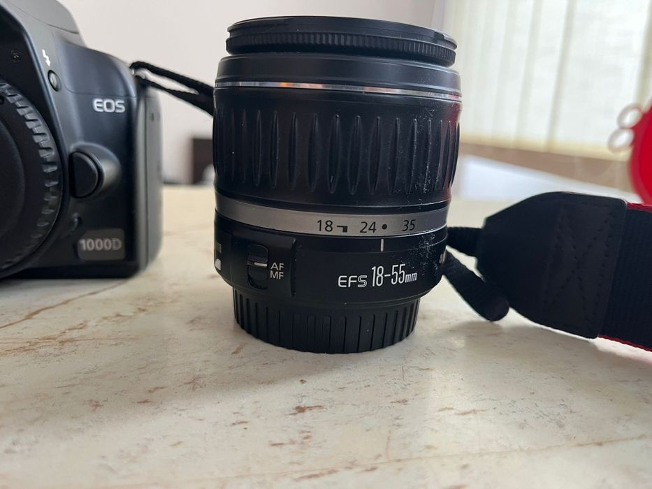 Canon EOS 1000D pachet complet