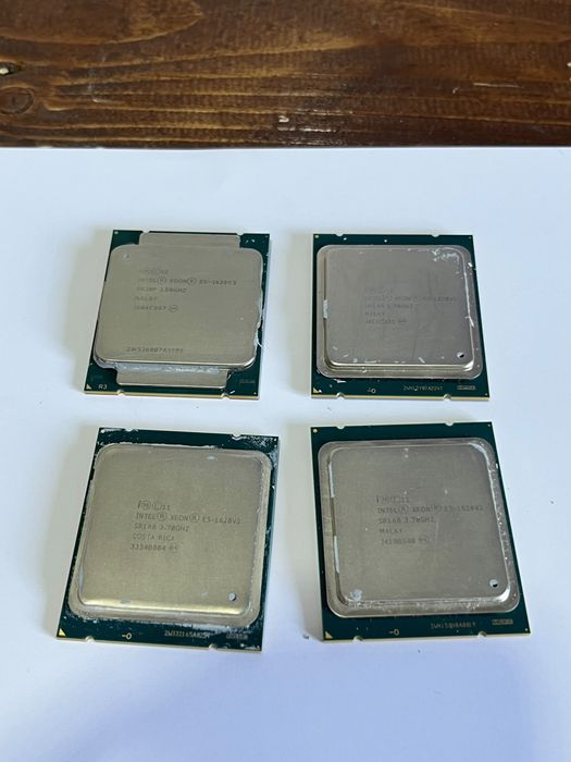 Lot 4 procesoare E5 xeon. 3 buc e5 1620v2 si 1 buc 1620v3