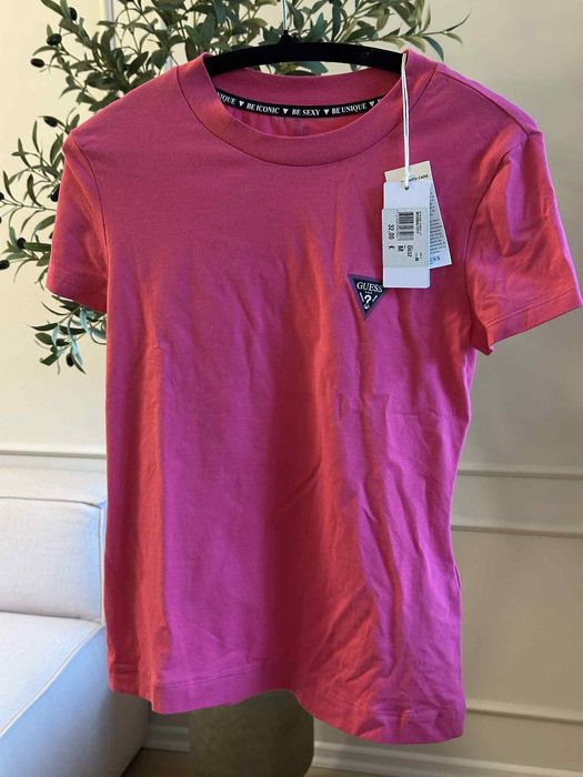 Розова тениска - GUESS  - нова