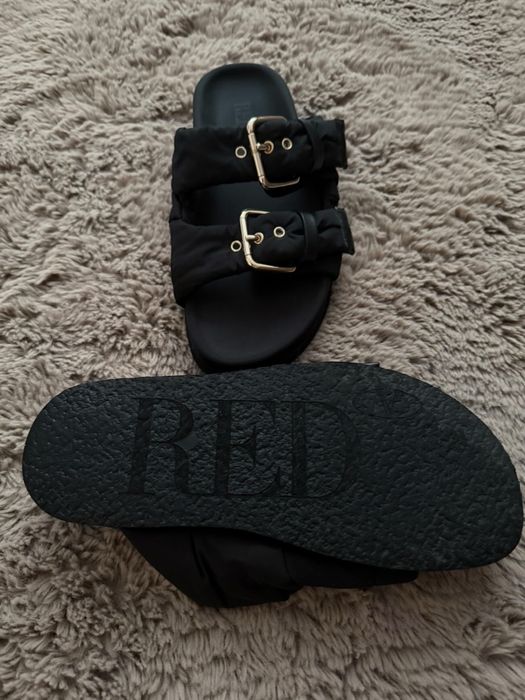 Vand papuci originali Red Valentino