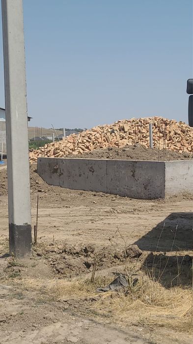 Продается красный кирпич