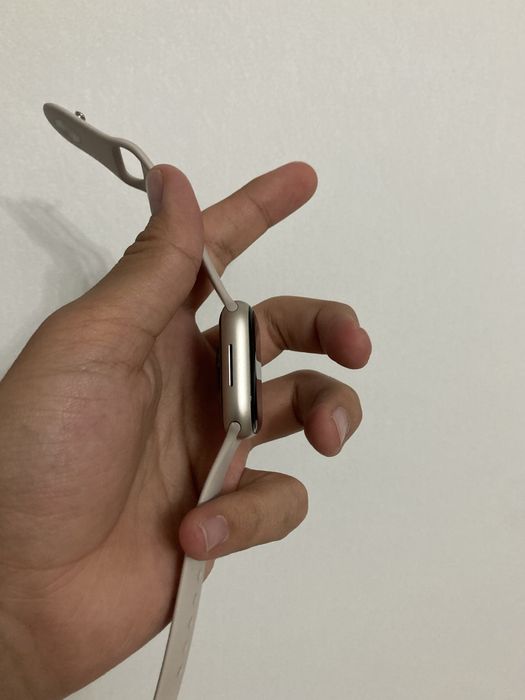 Apple watch series 8