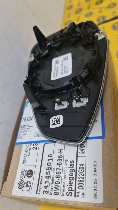 Sticla oglinda dreapta heliomata Audi A4 A5 B9 8W 8W0857536H