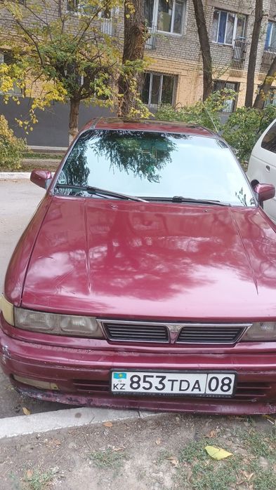 Автомобиль Мицубиси Галант 6 поколения