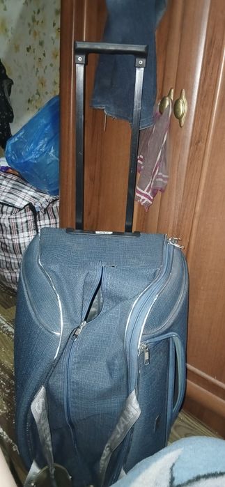 Продаю сумку на колеса
