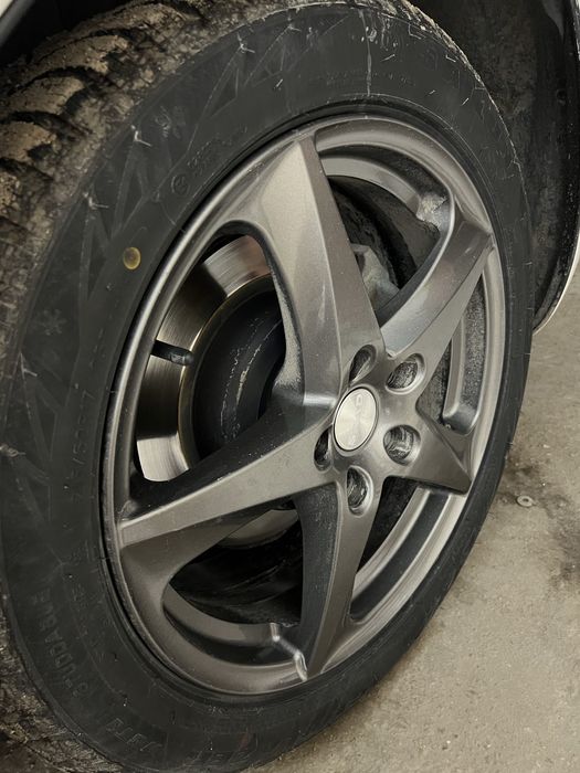 Продам резину с дисками