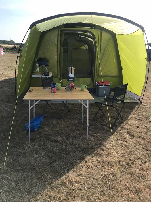 Vango Capri 500 XL 5+ местна палатка в много добро състояние.