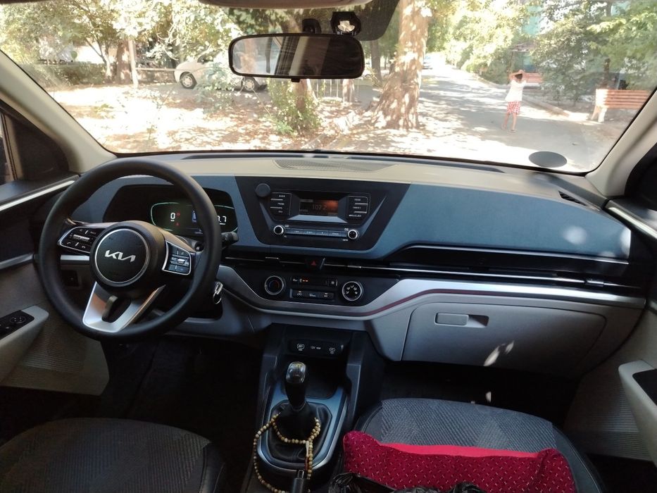 KIA Carens сотилади