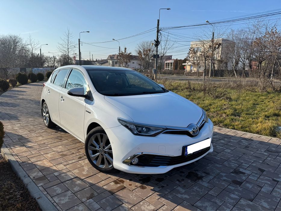 Toyota Auris Hybrid SOL PLUS -GARANTIE hybrid cu GPL