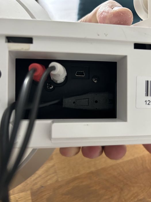 B&O Beosound 8 hifi activ dock device