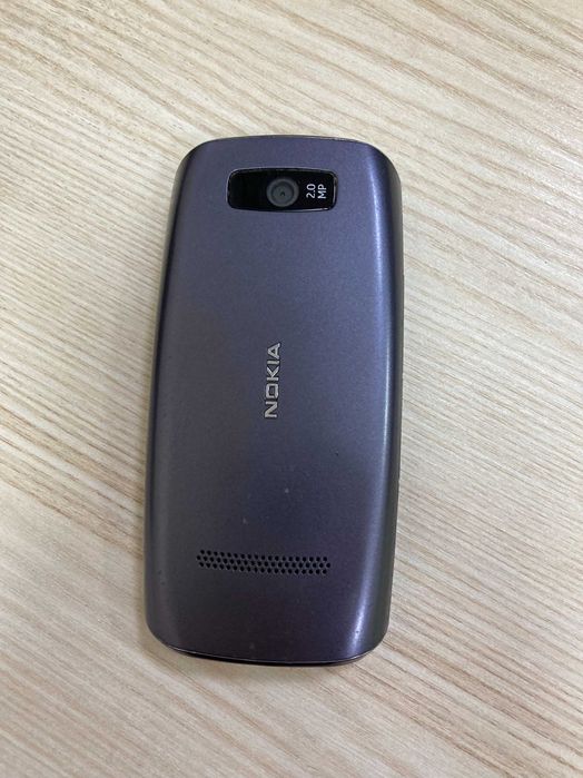 Nokia Asha 305 без зарядки