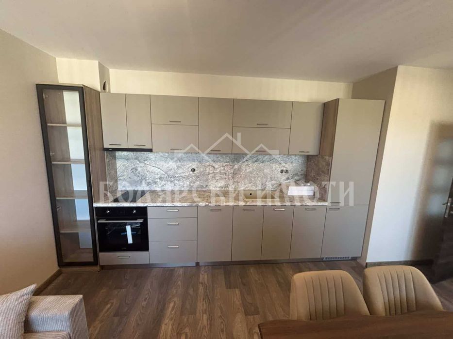 Двустаен новообзаведен в Зона Б