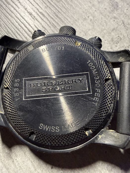 Vând ceas Burberry Sport Chronograph — all black, curea silicon