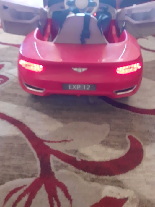 Vind mașinuța electrică