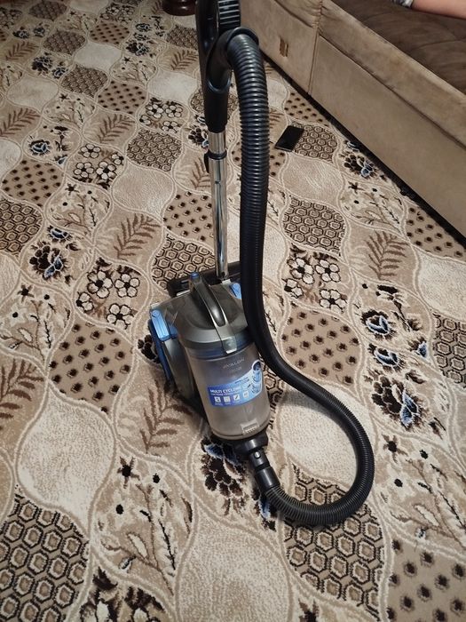 Продается свой пылесос Авалон со стаканом