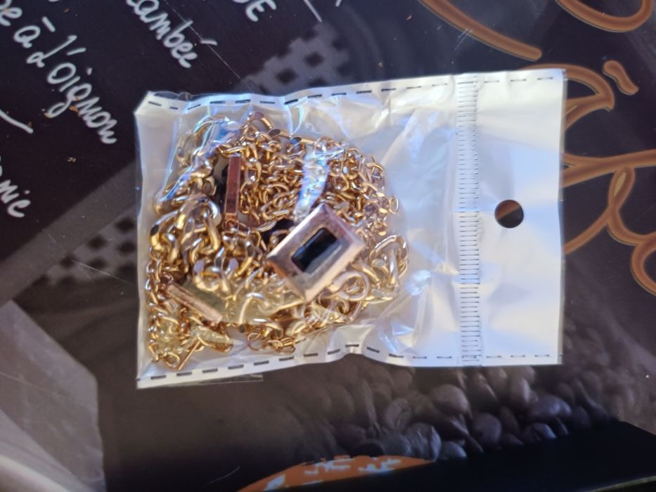 Часовник плюс бижута,ново!