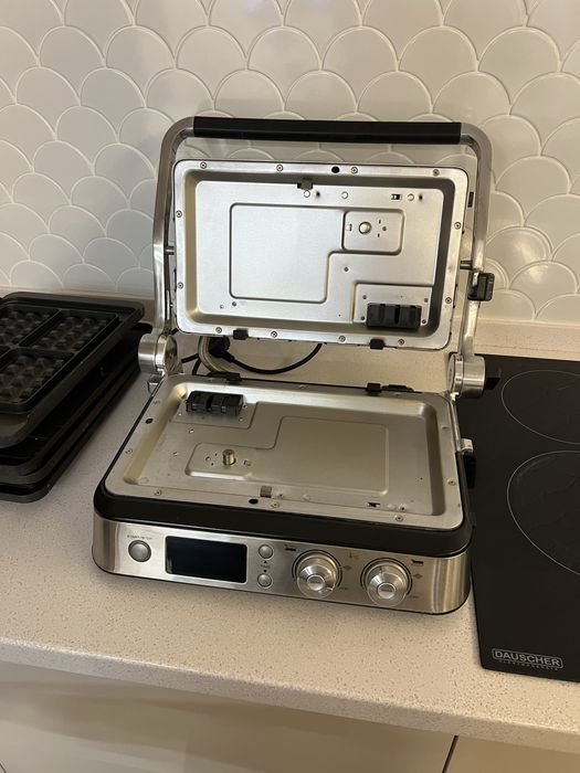 Продам гриль DeLonghi