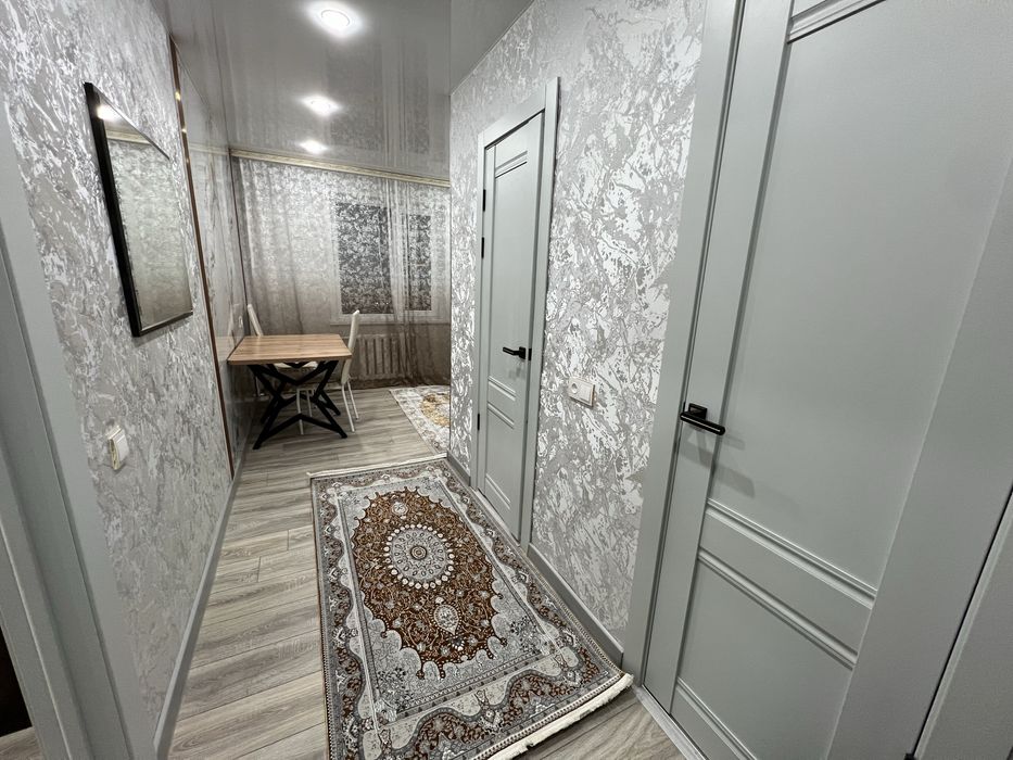 11 мкр , еврл ремонт , чисто , без запаха