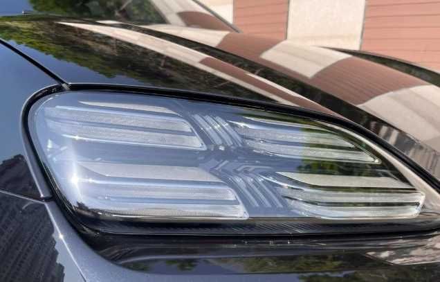 Porsche Macan EV