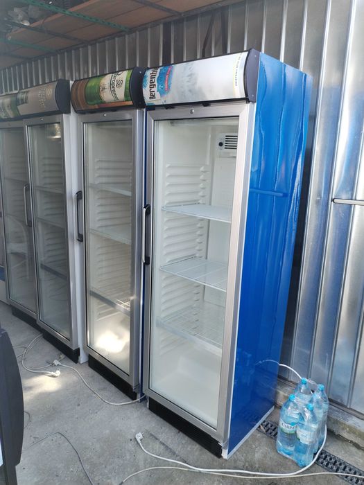 Vitrine frigorifice / duble /rafturi  / slim /frigider/dozatoare