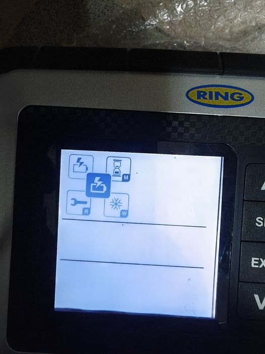 Зарядное устройство Ring RESC612