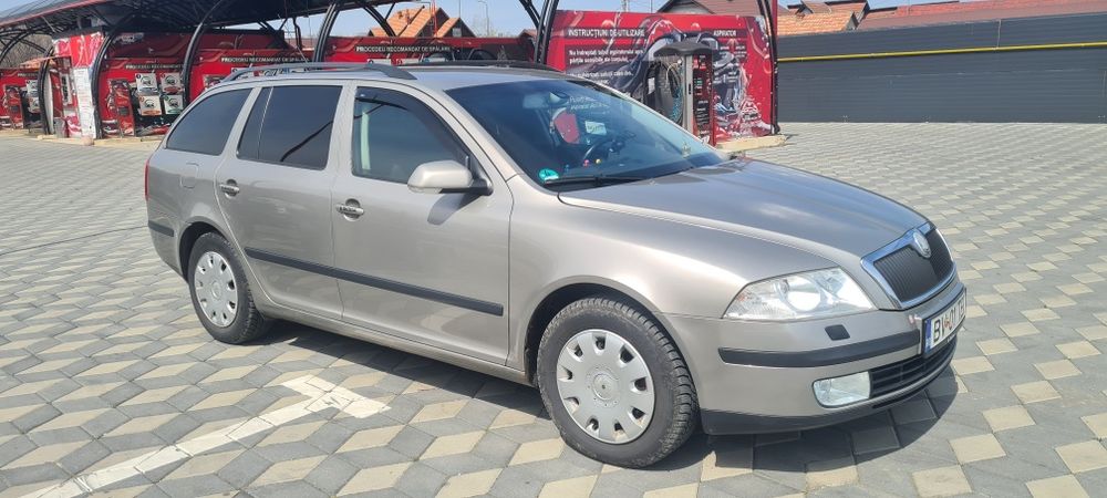 Vând skoda octavia 2