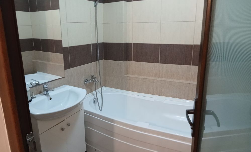 Apartament 2 camere decomandat Mamaia Nord langa Alezzi