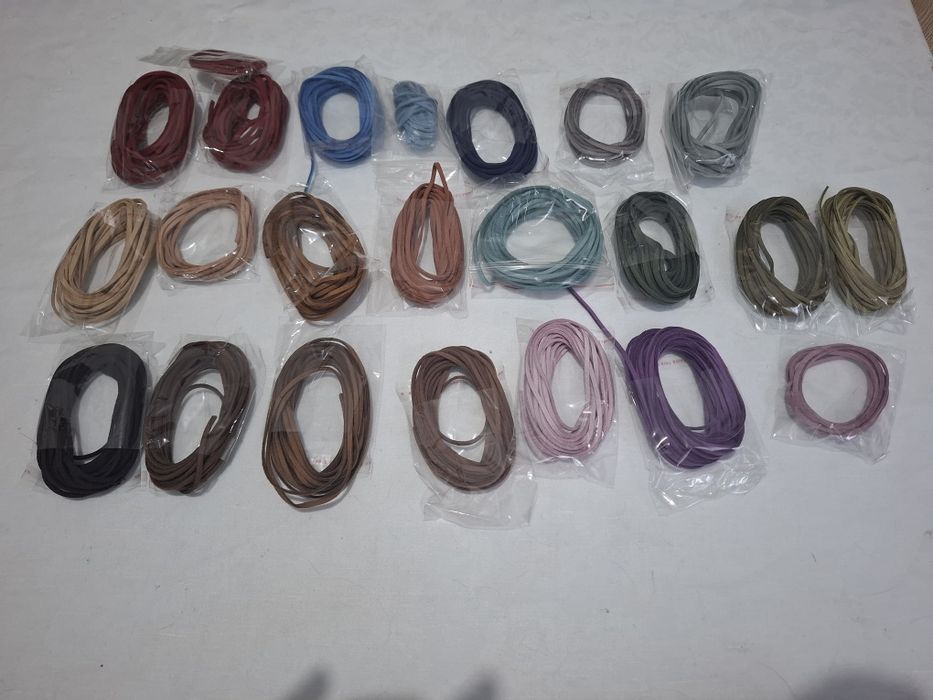 Lot șnururi suede