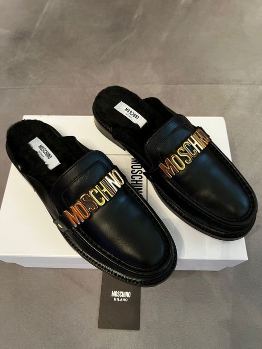 Vand pantofi cu interior blanita Moschino Couture