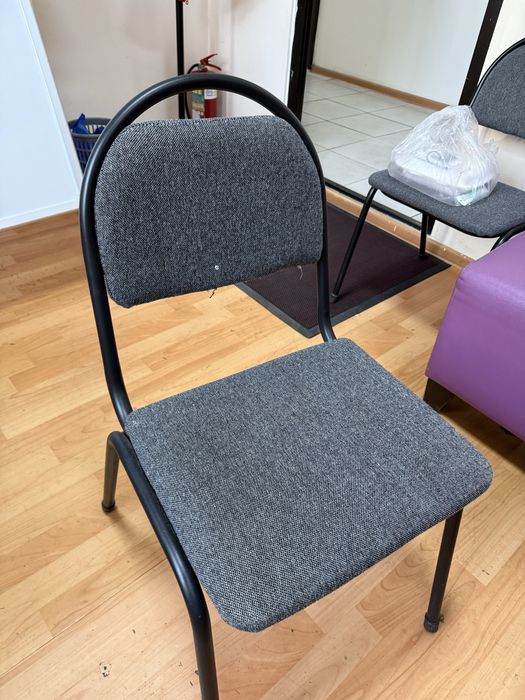 Продам офисные стуля