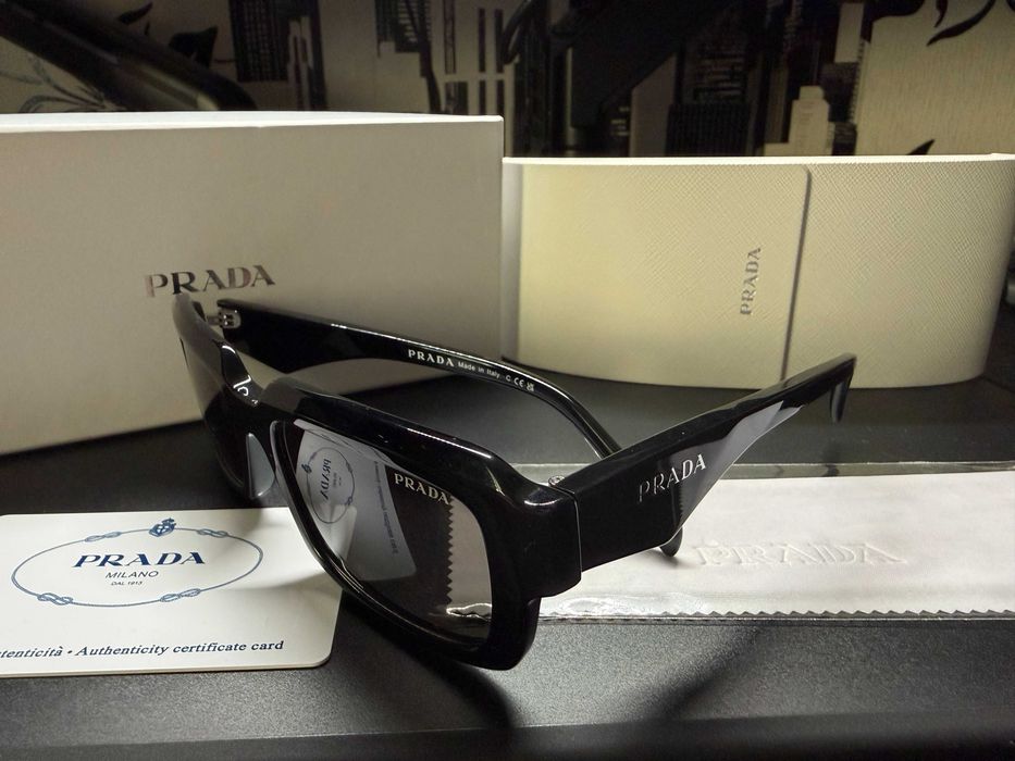 ochelari Prada PR 27ZS – noi, cu toc si accesorii