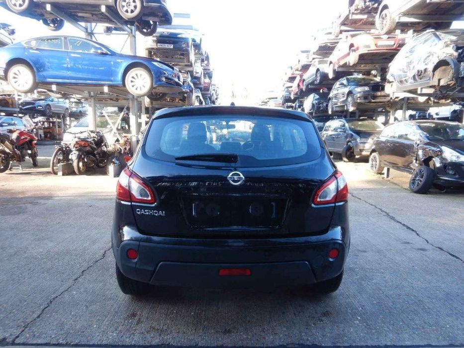 Punte spate Nissan Qashqai 2010 SUV 1.6 i