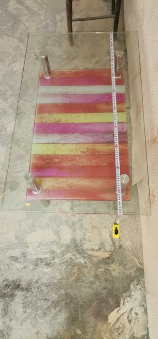 Стъклена холна масичка