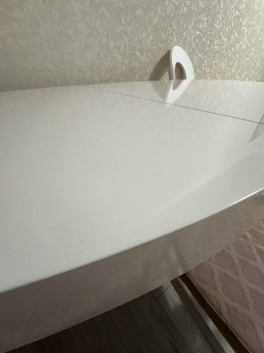 Продам стол и стулья