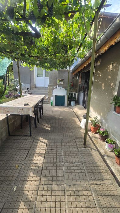 Продава се Къща в Търговище, Център - 144 кв.м за 638 €/кв.м - Снимка #1