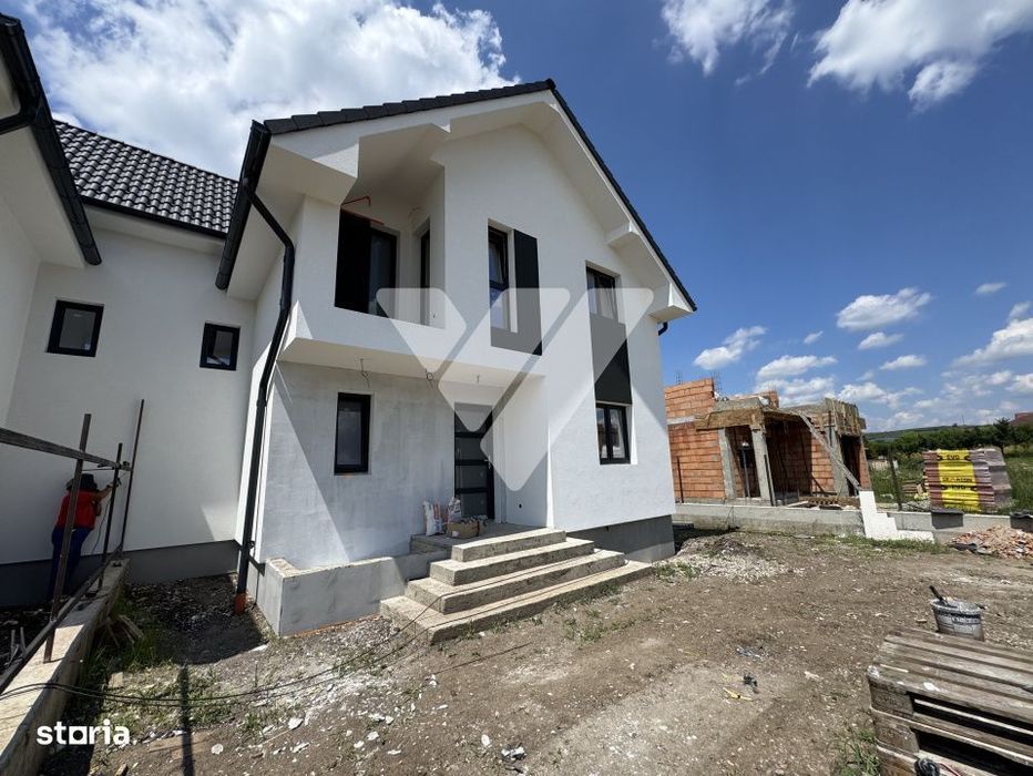 Casa noua 4 camere 3 bai 120 mp si teren 340 mp Sura Mare Sibiu