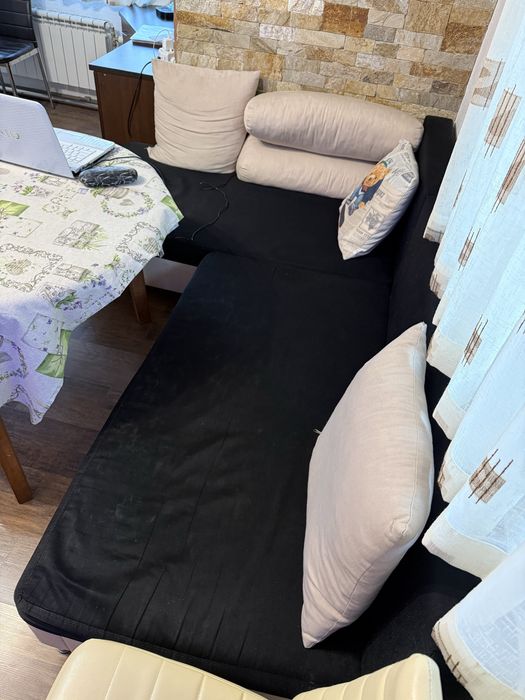 Ъглов диван с ракла