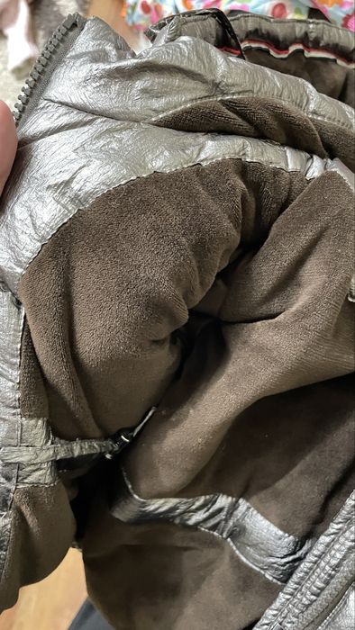 Продам детскую куртку