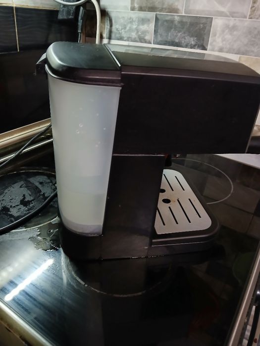 Еспресо машина Electra Bella ECM-1313, 15 бара, 850W, 1.5 л.