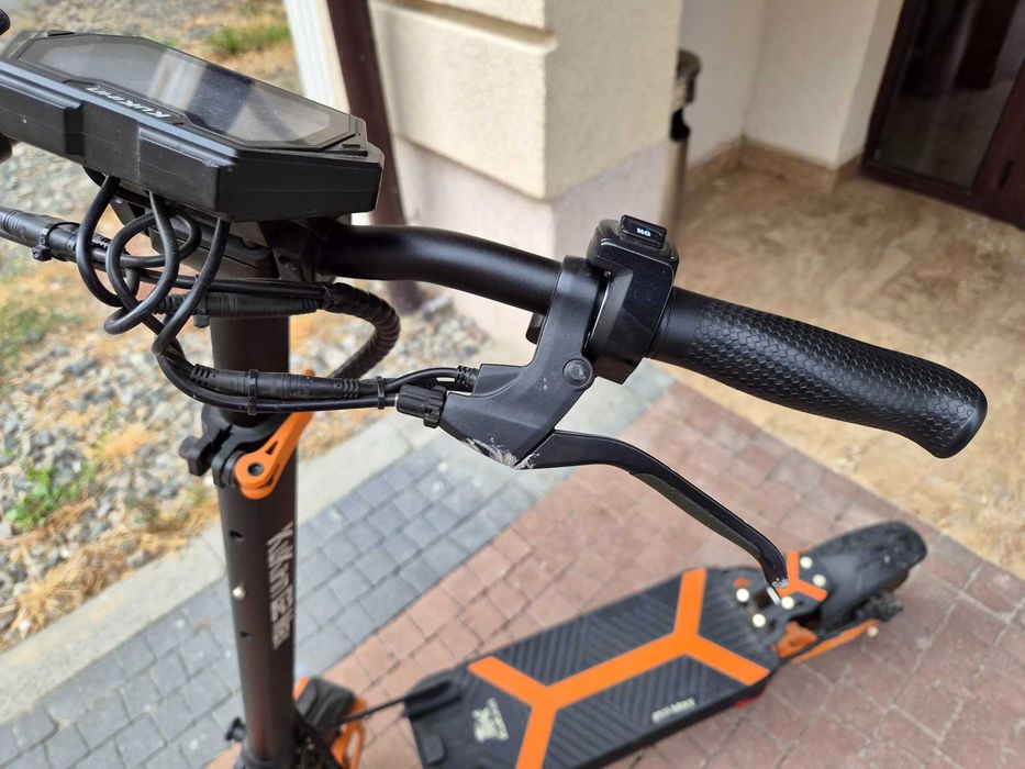 Електрическа тротинентка KuKirin G2 Max - Пробег 456 км