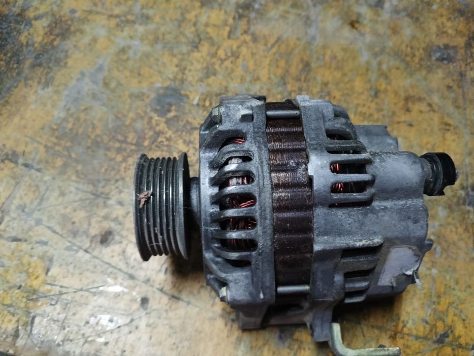 Генератор от Хонда одиссей 2003