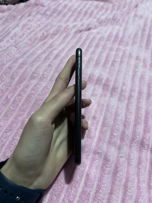 Продам Айфон 11 64gb 73%