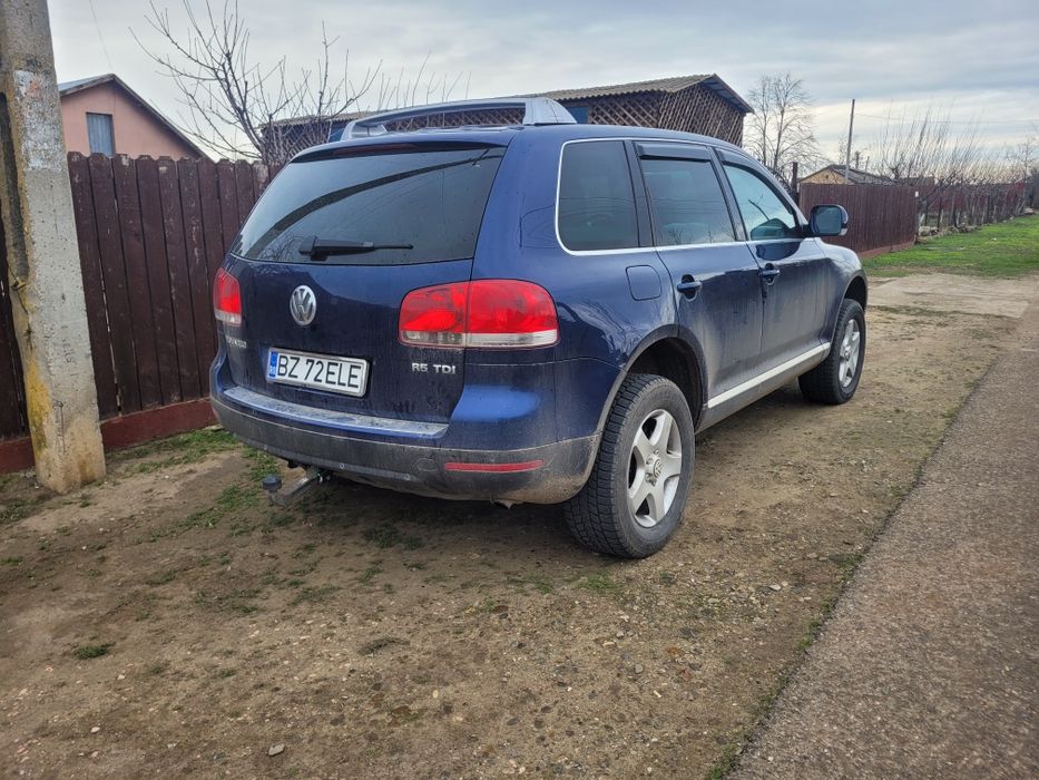 WV Touareg 2.5Tdi  R5