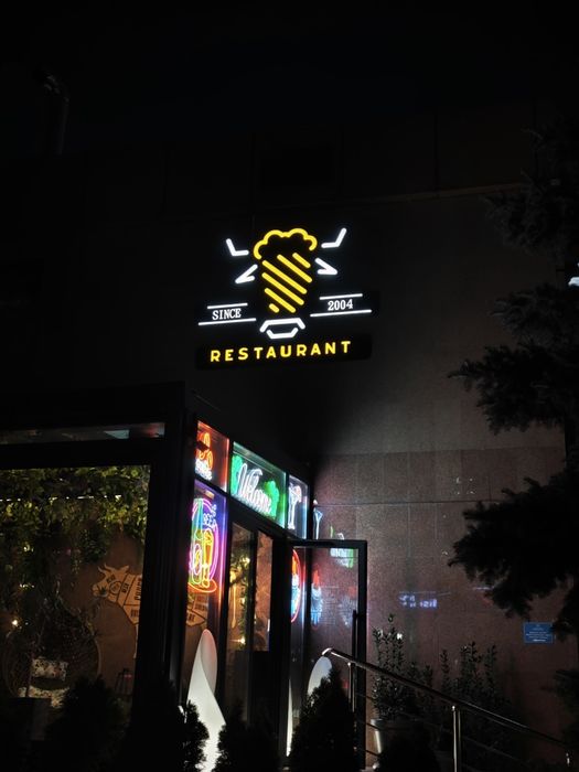 Наружная реклама в Алматы, световые объемные буквы. Сырткы жарнама