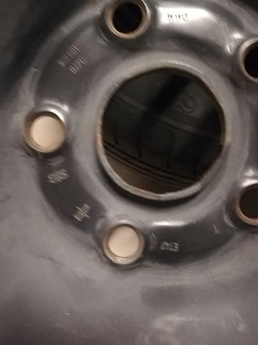 Гуми Goodyear 195/65/15 H95 плюс джанти