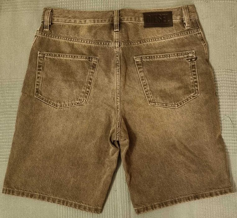 Pantaloni scurti denim Diesel D-Strukt barbati marimea 30