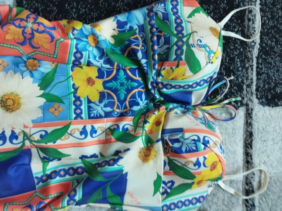 Страхотна рокля Alessa