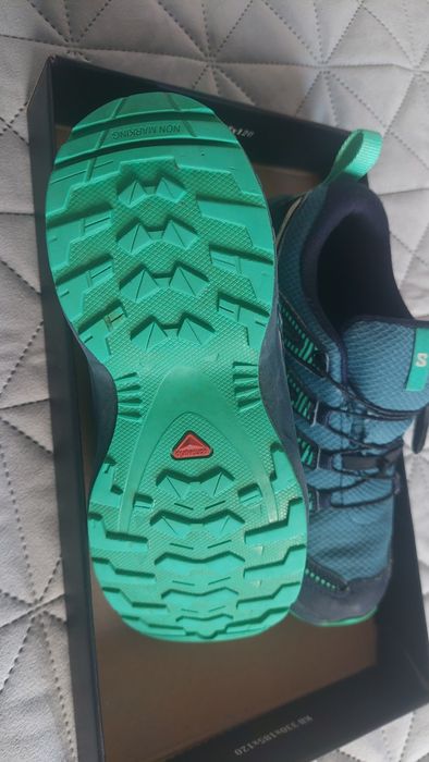 Papuci salomon stare ca noi