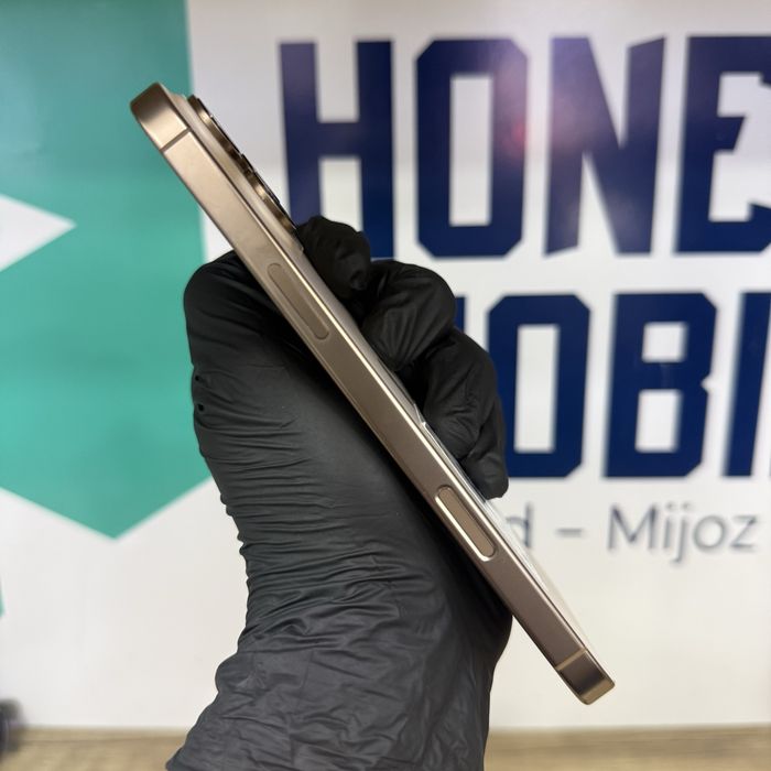 iPhone 16 Pro Max desert esim NASIYA BOR