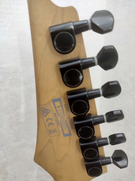 Электрогитара Ibanez